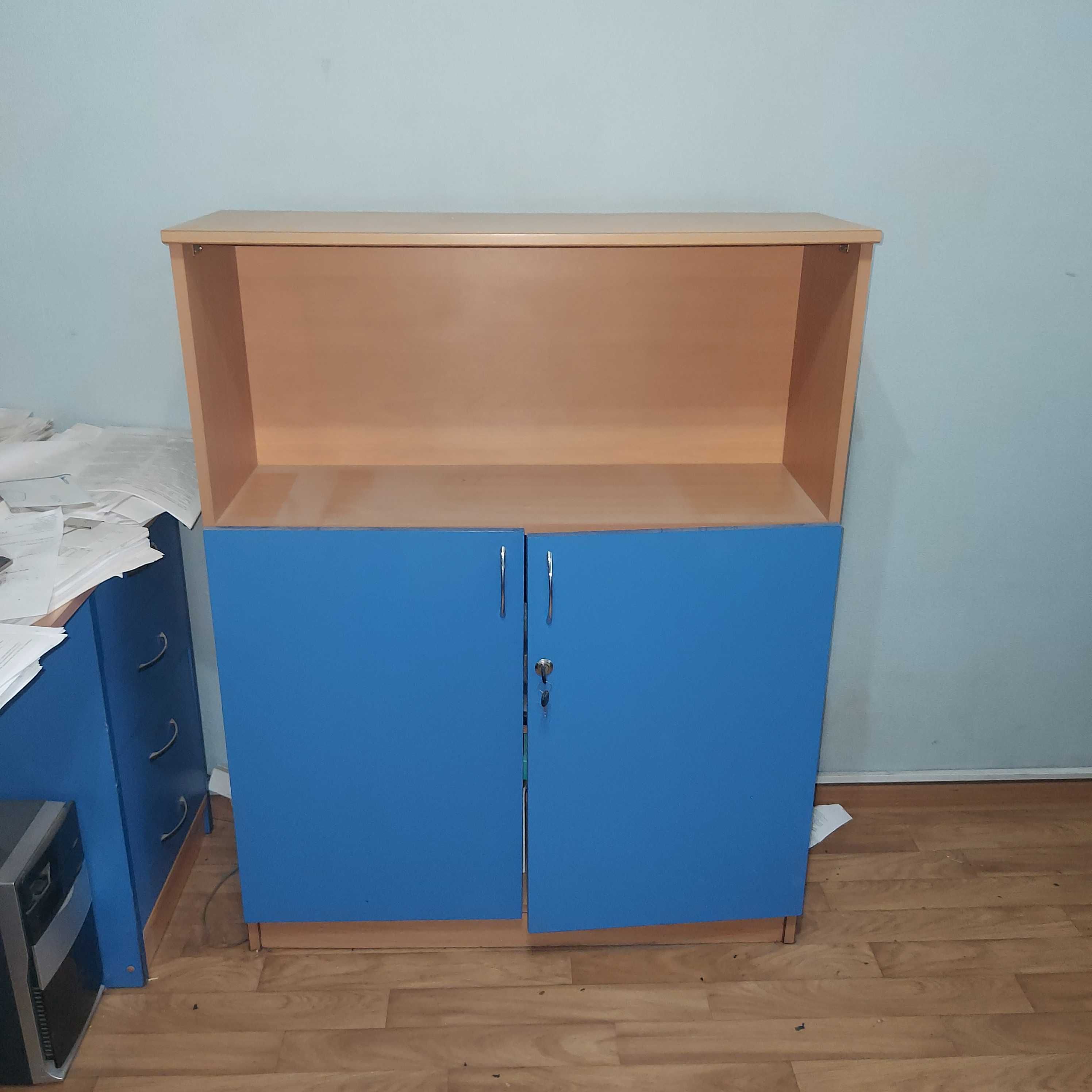 Продам офисную мебель