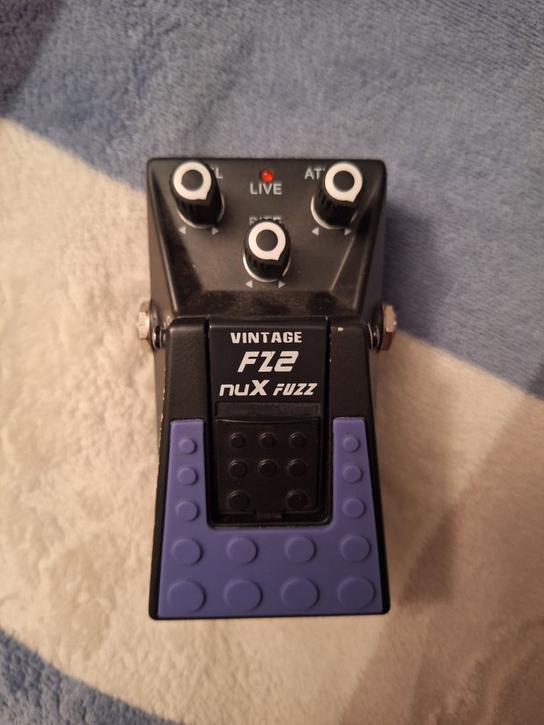 Педаль Nux fz2 fuzz