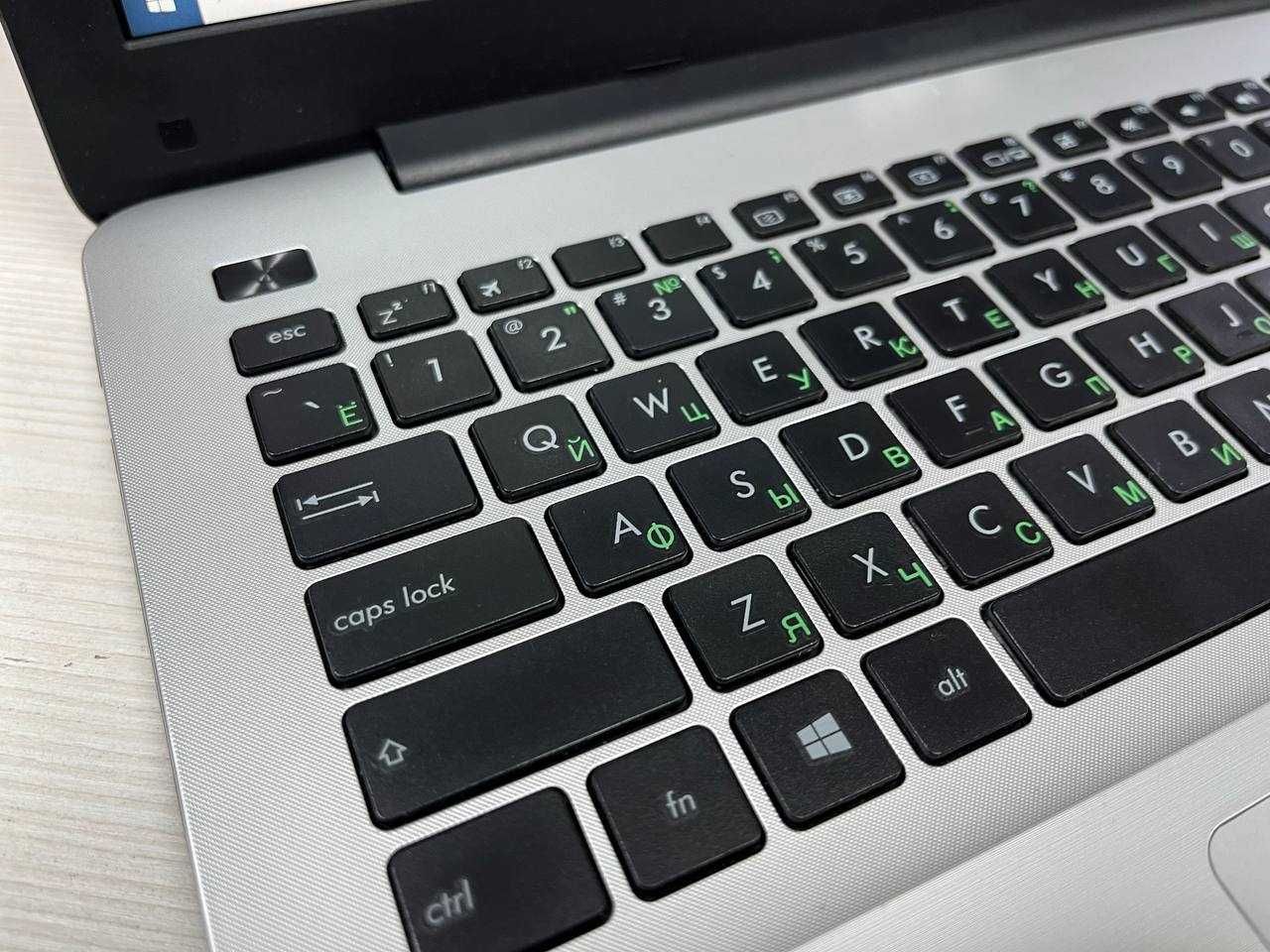ASUS X555 Core i5/озу 8гб/SSD 256/HDd 2tb/GeForce 2gb Для офиса