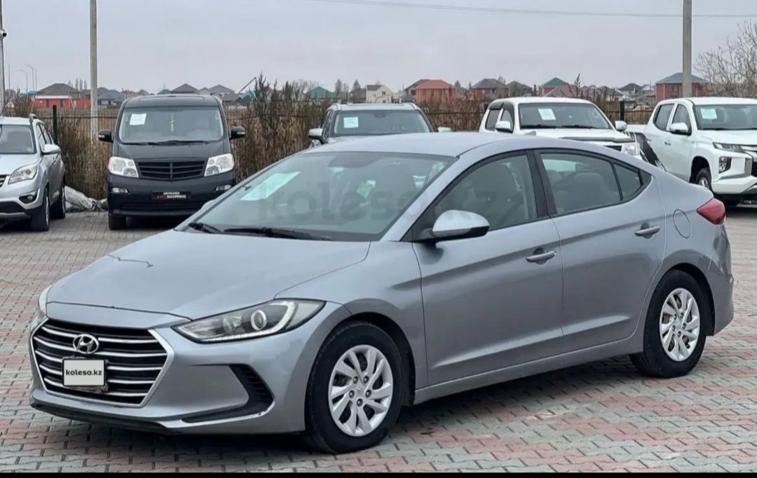 Huinday Elantra 2017