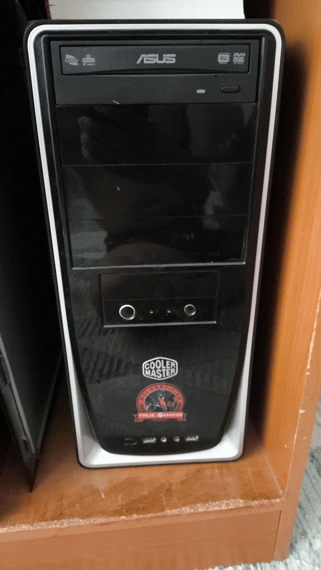 Продам системный блок  Core I5-4440