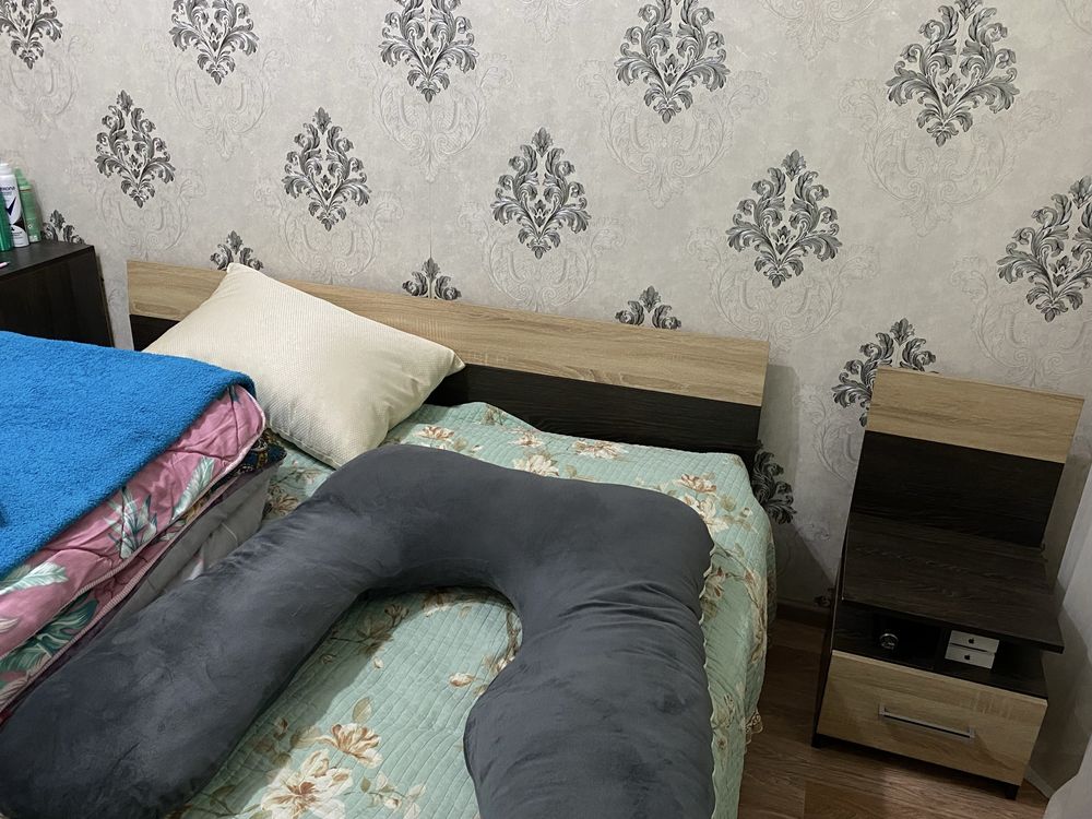 Спальный гарнитур б/у