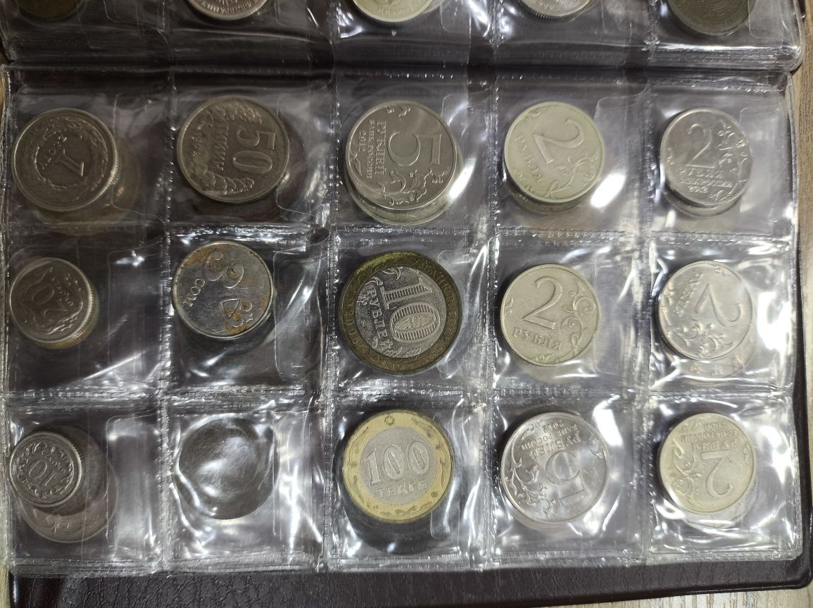 Продам коллекцию монет