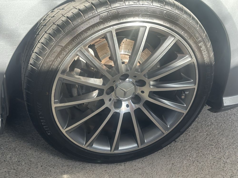 Mercedez benz r18 w212 w204 w219 w211