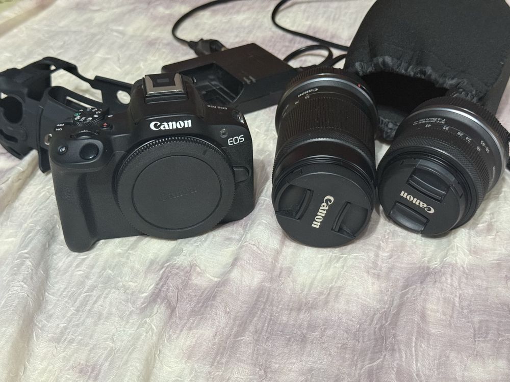 Canon EOS R50  +2 объектива почти новая