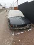 BMW 90 жылғы 2.5 состояние средный каропка тебеді машина на ходу 2 есі