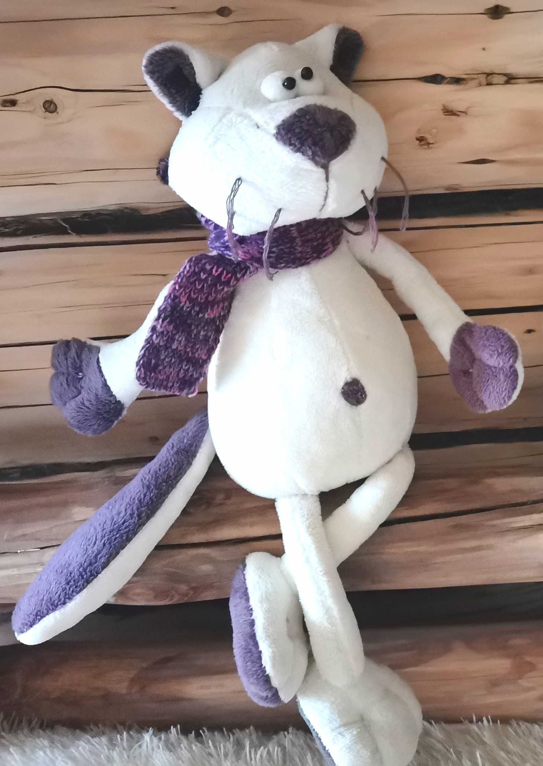 Мягкие игрушки мишка Миа и кот Басик