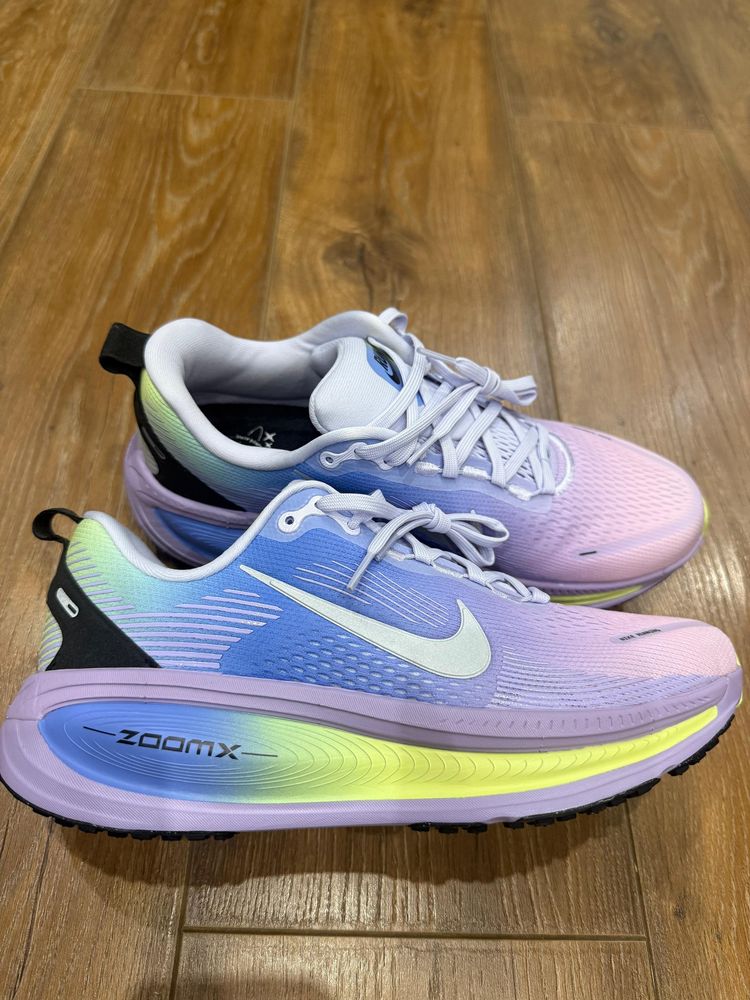 Кроссовки NIKE 42 рч