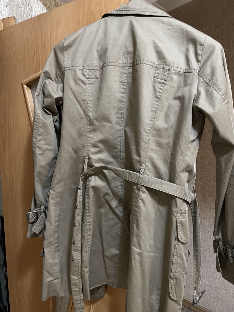Короткий тренч, плащ