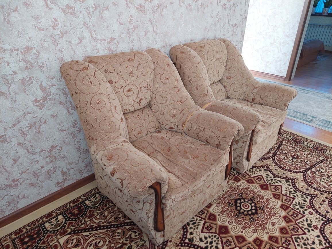 Жұмсақ отырғанда өте ыңғаилы