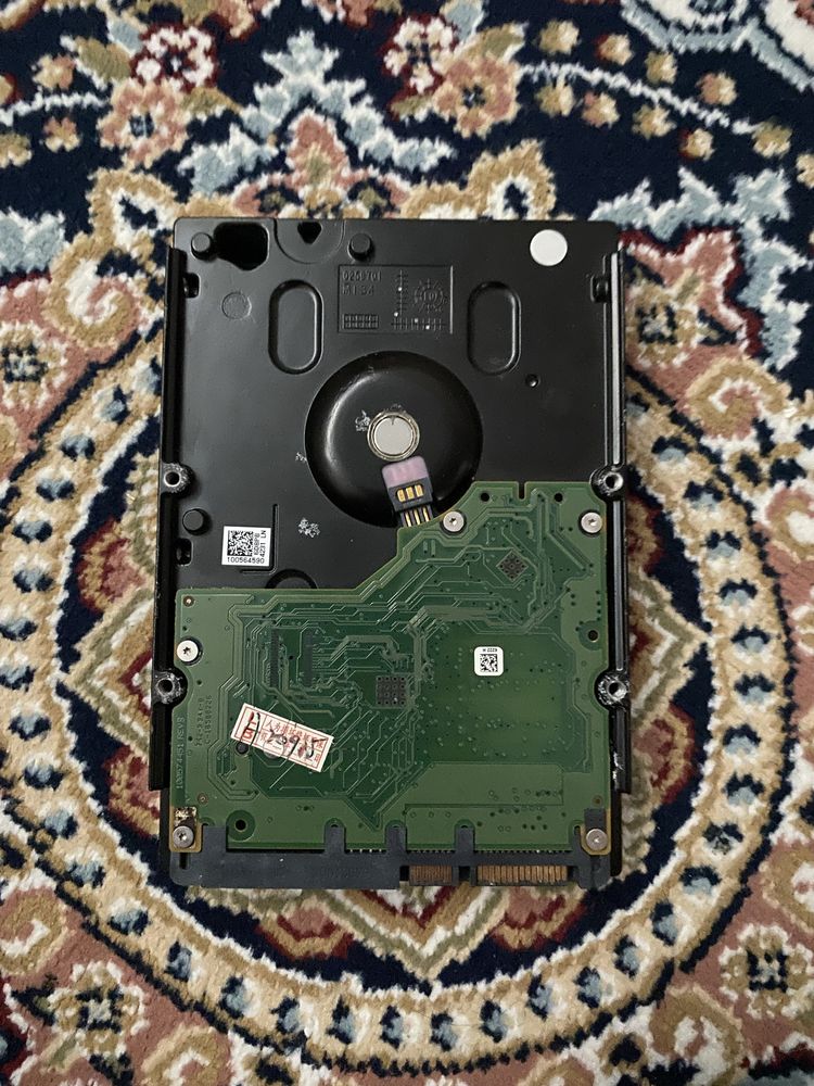 Продам жостки диск 1tb