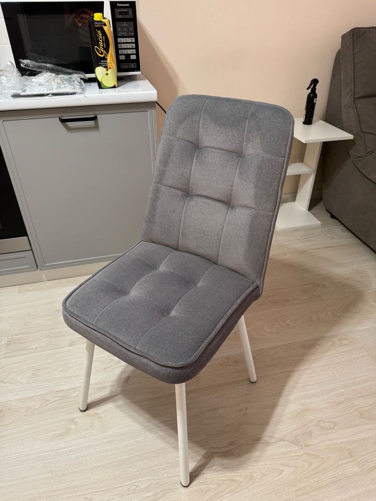 Продам стол со стульями