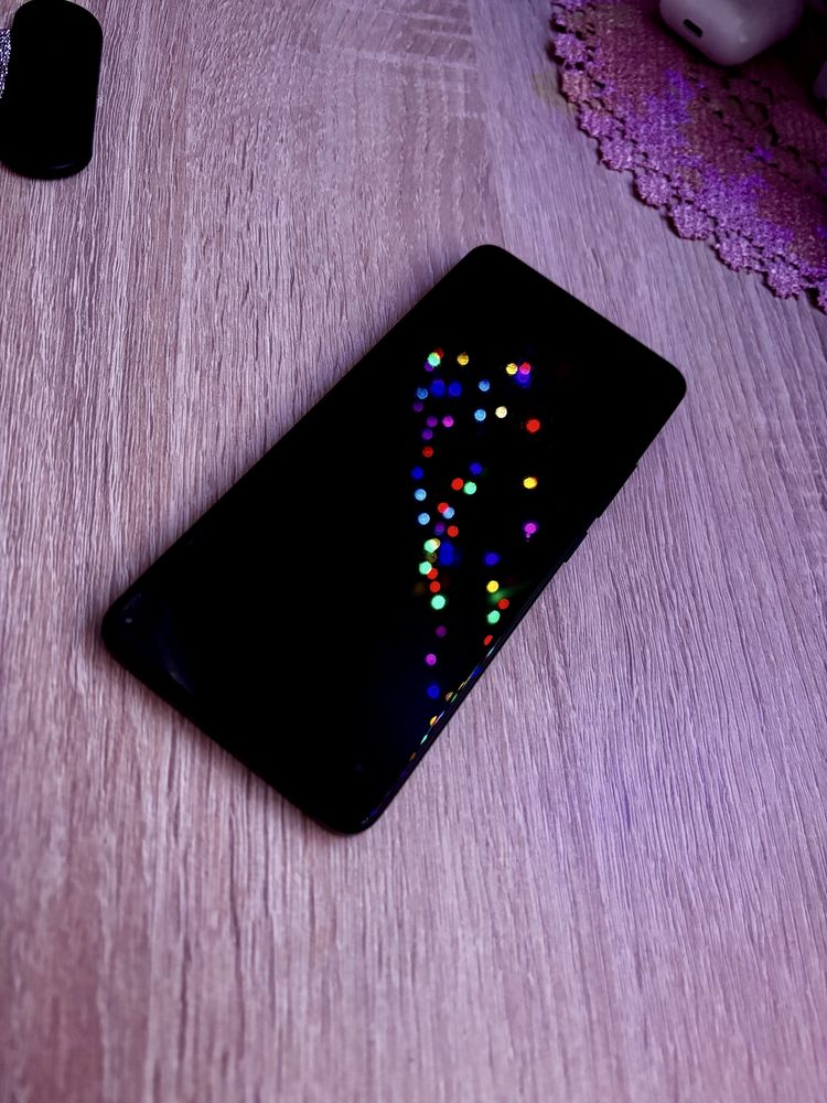 POCO X7 Pro 5G - почти новый, отличное состояние!