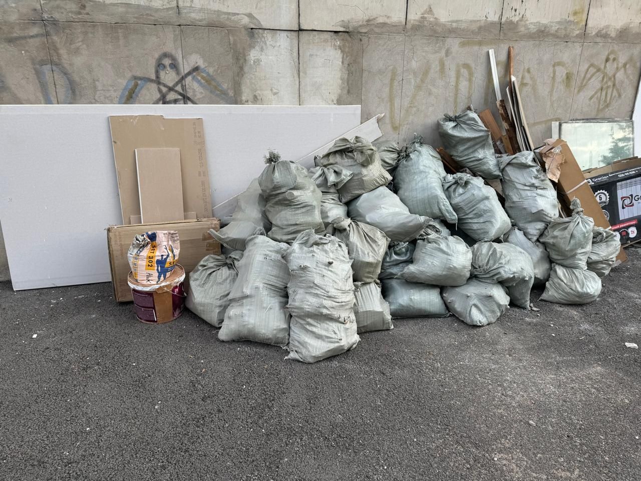 Вывоз мусора ТБО вывоз газели 5 тонник услуги грузчики зиль камаз