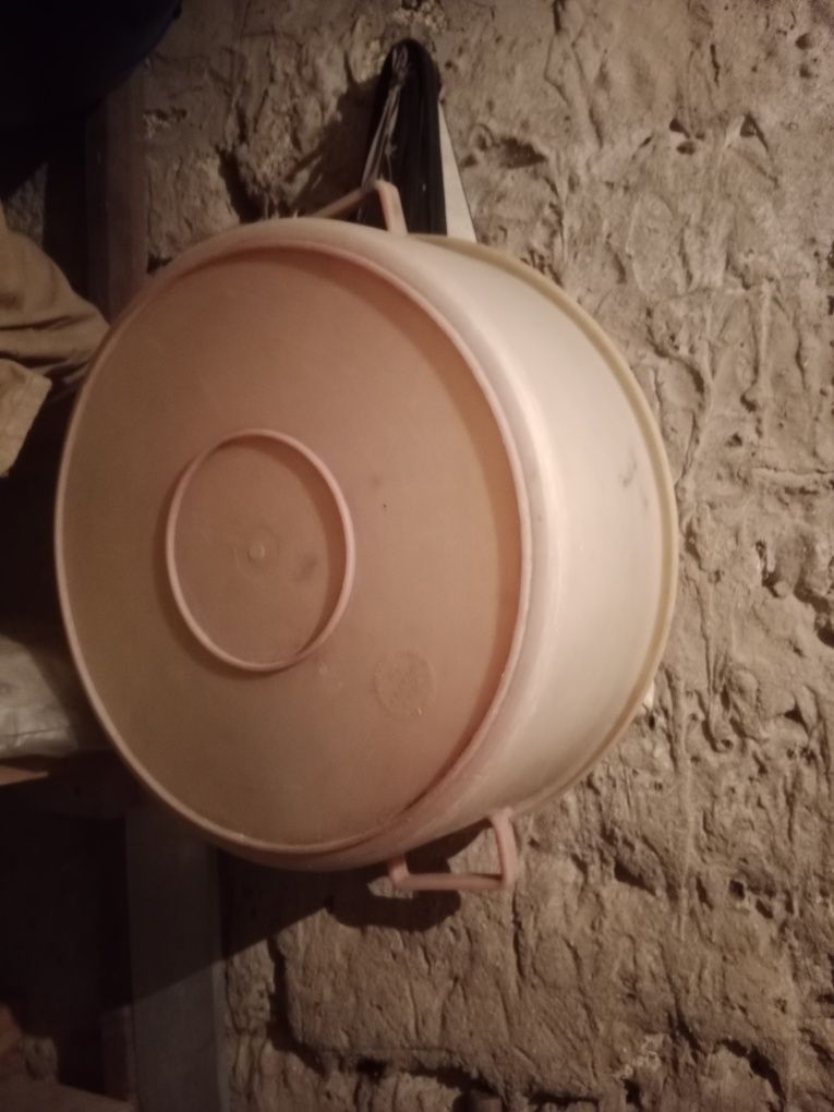 Продам два тазика в баню