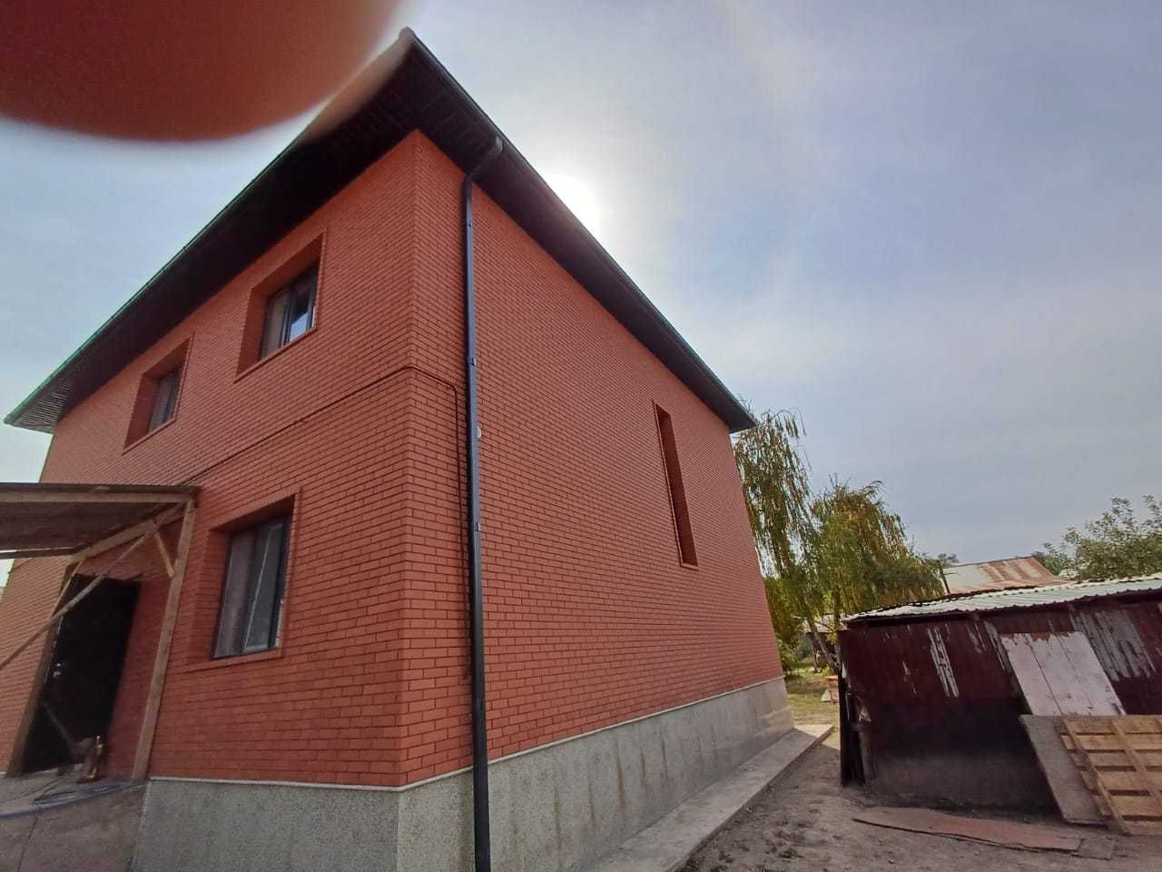 Красный 1НФ гладкий и рустик Актобе, Актау, Атырау