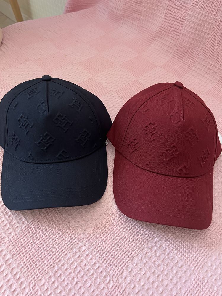 Кепки Tommy Hilfiger