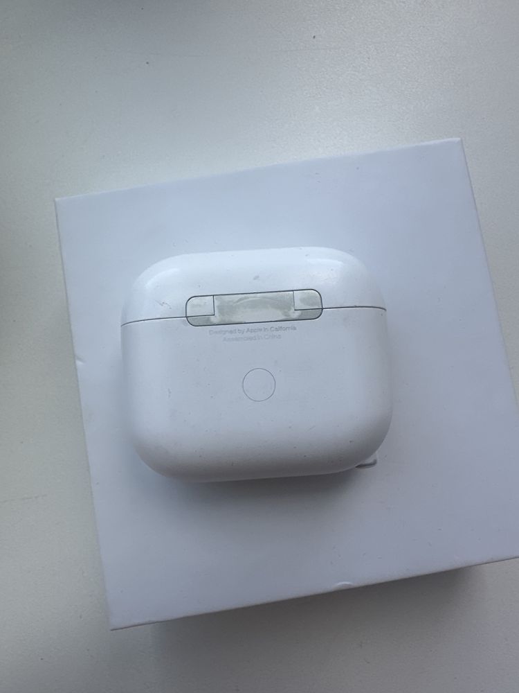 Airpods 3 (работает правый наушник)