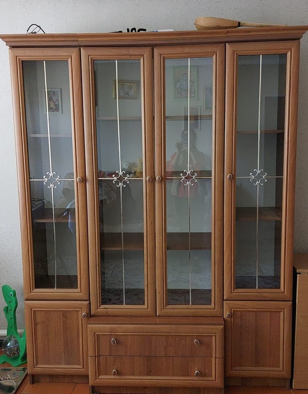 Сервант продам 20тенге