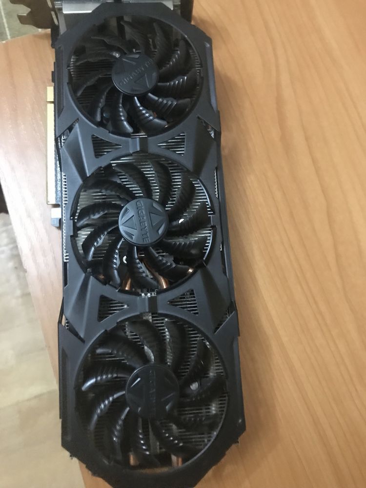 игровой комп 4 поколения core i5 4690Gigabyte amd rx 480 4gb ddr5