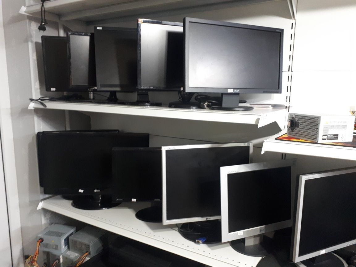 Монитор 19, 20" для видеонаблюдения