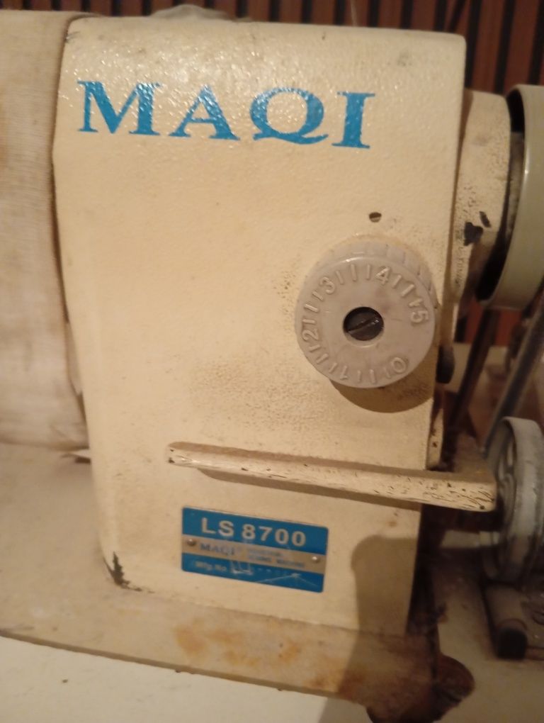 Швейная машина продам
