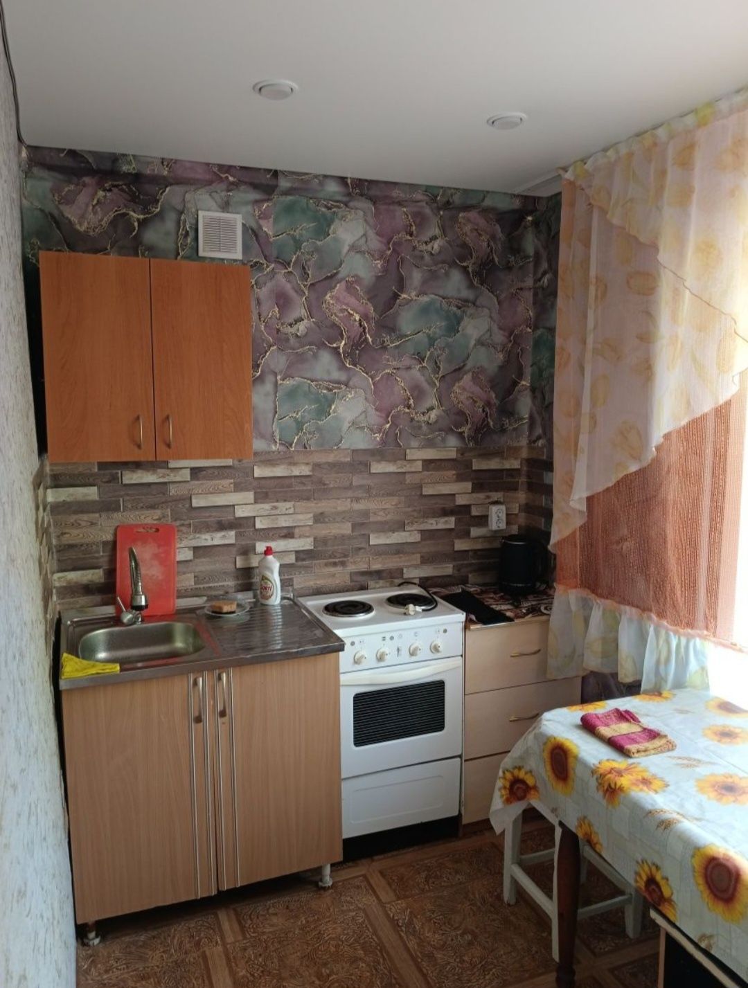 Сдам двухкомнатную квартиру посуточно