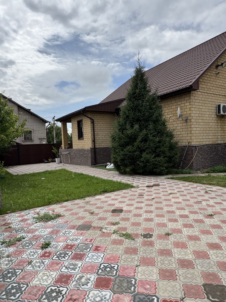 Продам  благоустроенный дом в черте города