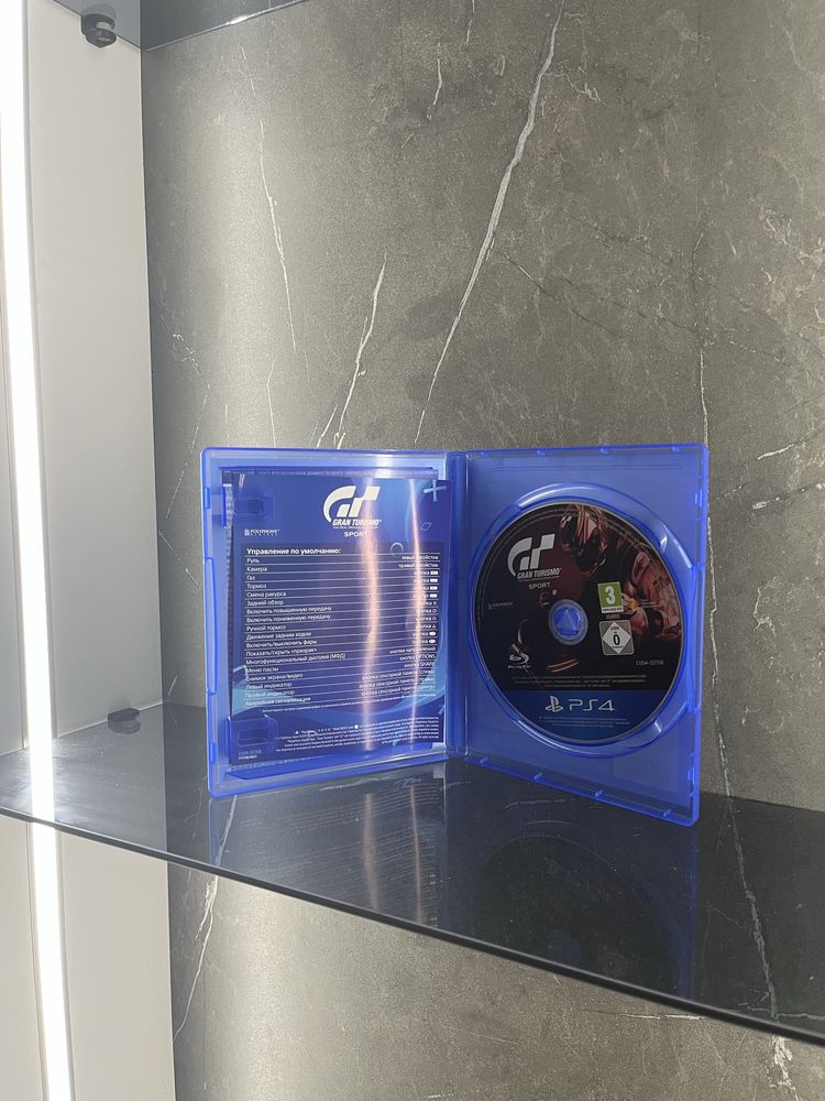Диски с играми на PS4