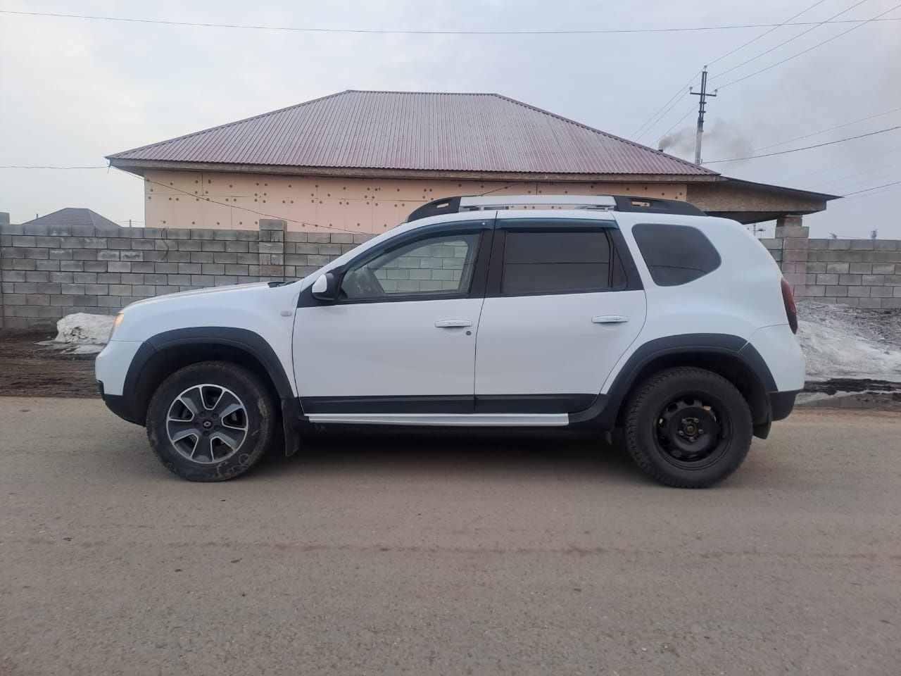 Срочно продам Renault duster 2019гСрочно продам Renault duster 2019г