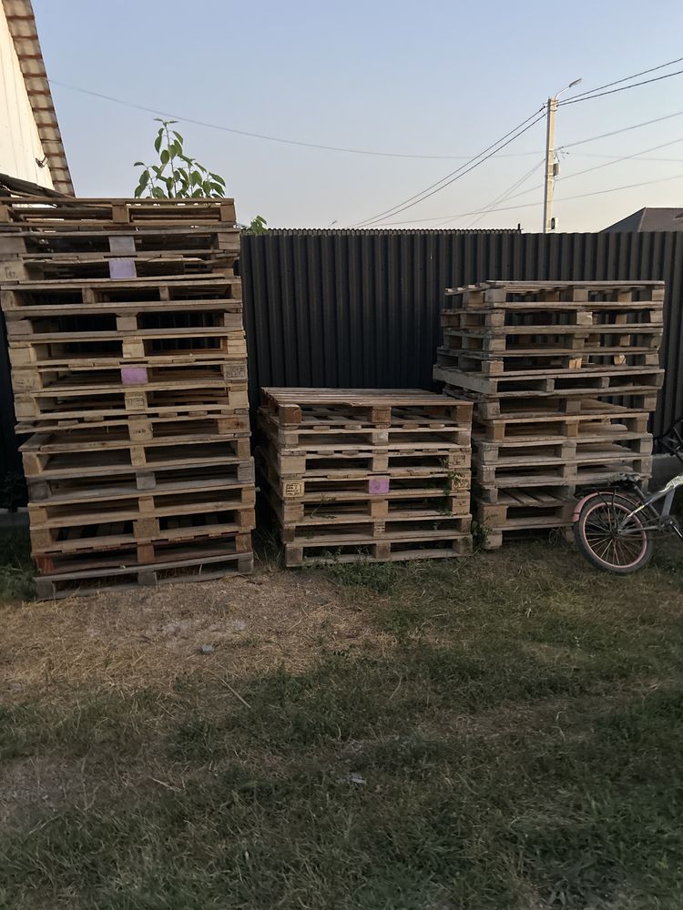 Продам    поддоны