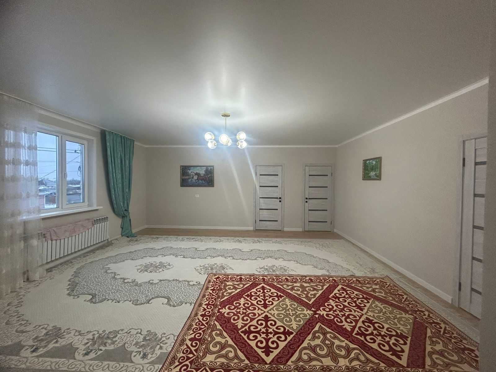 В продаже коттедж, двухуровневый дом 330 кв.м.