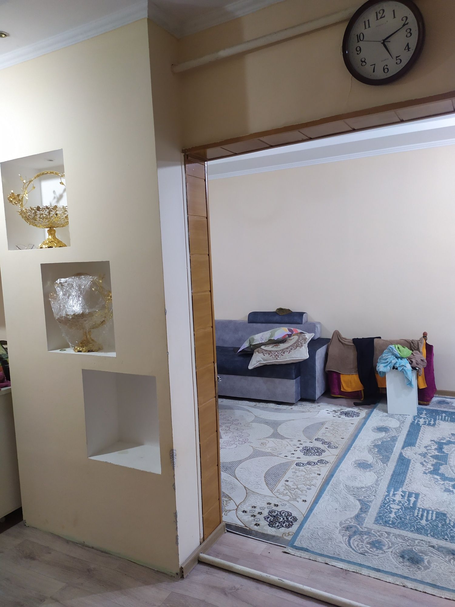 Банкте залогта Квартира  3 бөлмелі сатылады срочно