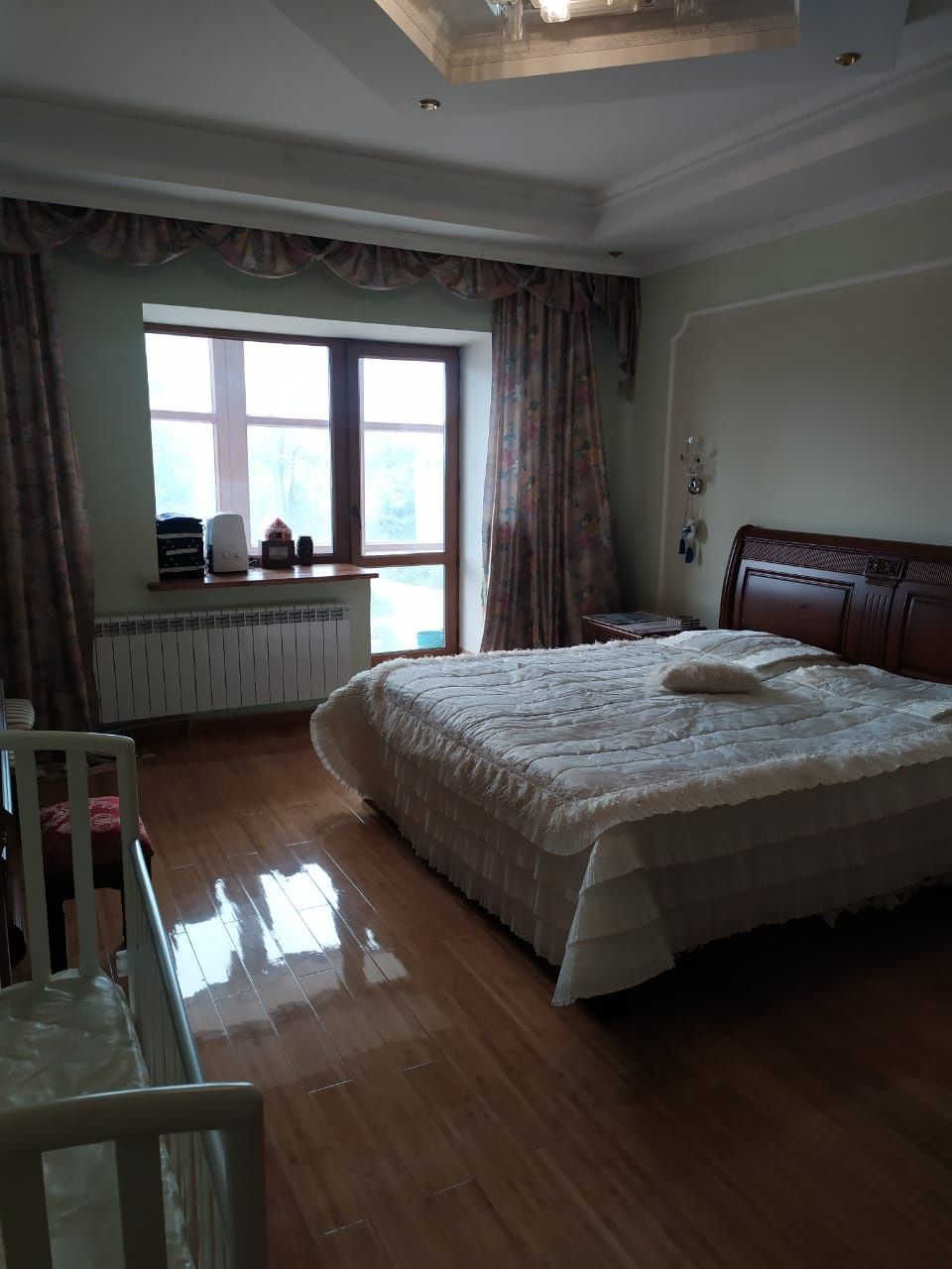 Продам 3-х комнатную квартиру 150м2