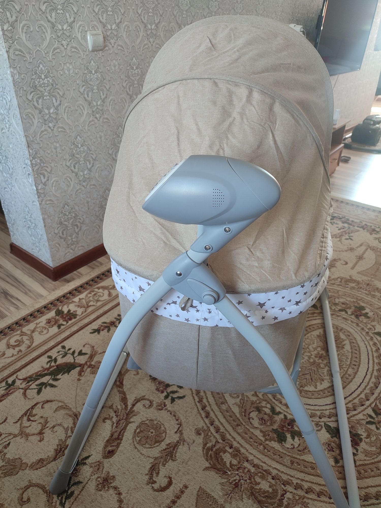 Кровать качалка.