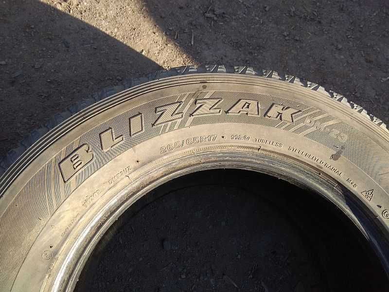 Шины 265/65 R17 - "Bridgestone Blizzak DM-Z3" (Япония), летние.