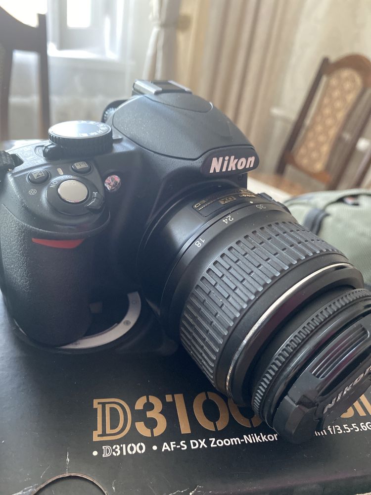 Продаю фотоаппарат. Nikon D3100