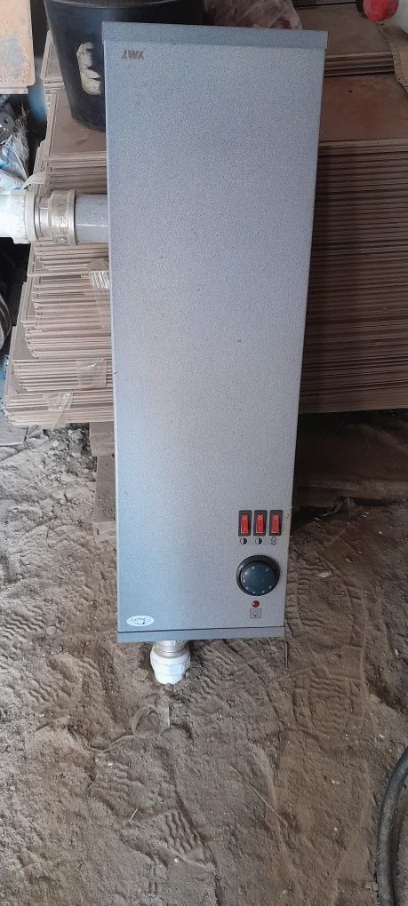 Продам настенный Электрический котёль 250кв