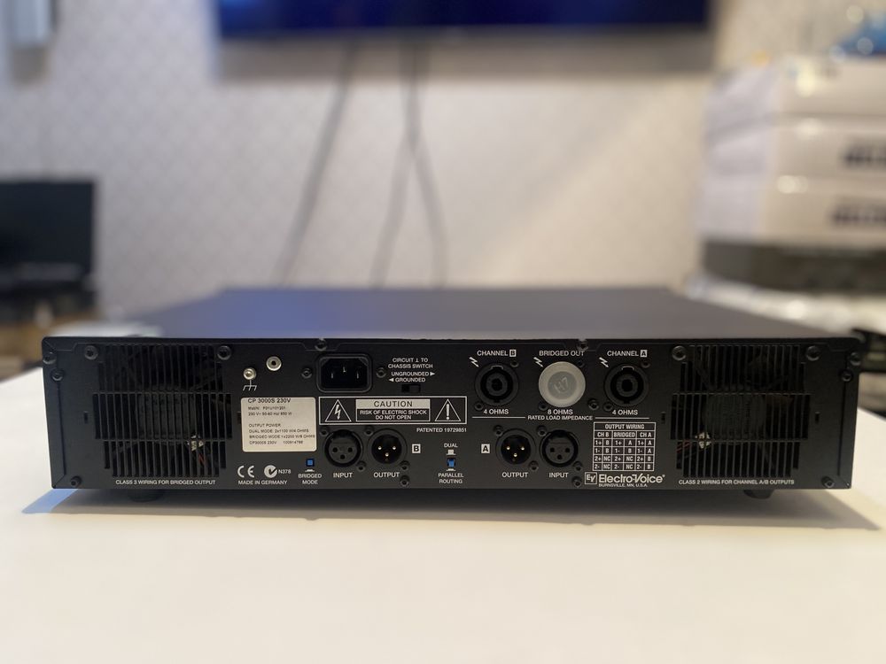 Electro-Voice CP 3000S усилитель звука, Оригинал