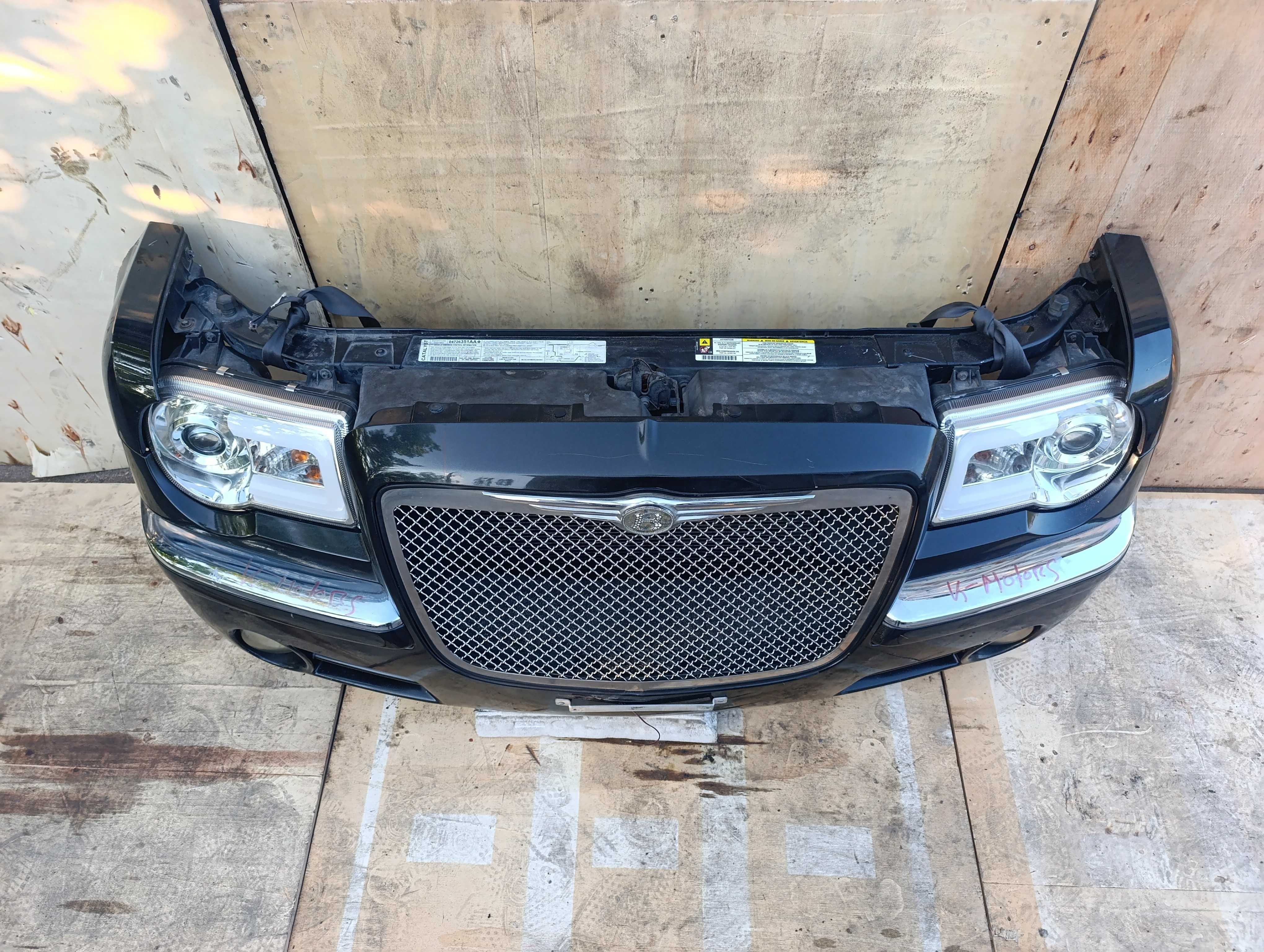Ноускат Chrysler 300C 04-11г Крайслер 300С морда передняя часть кузова