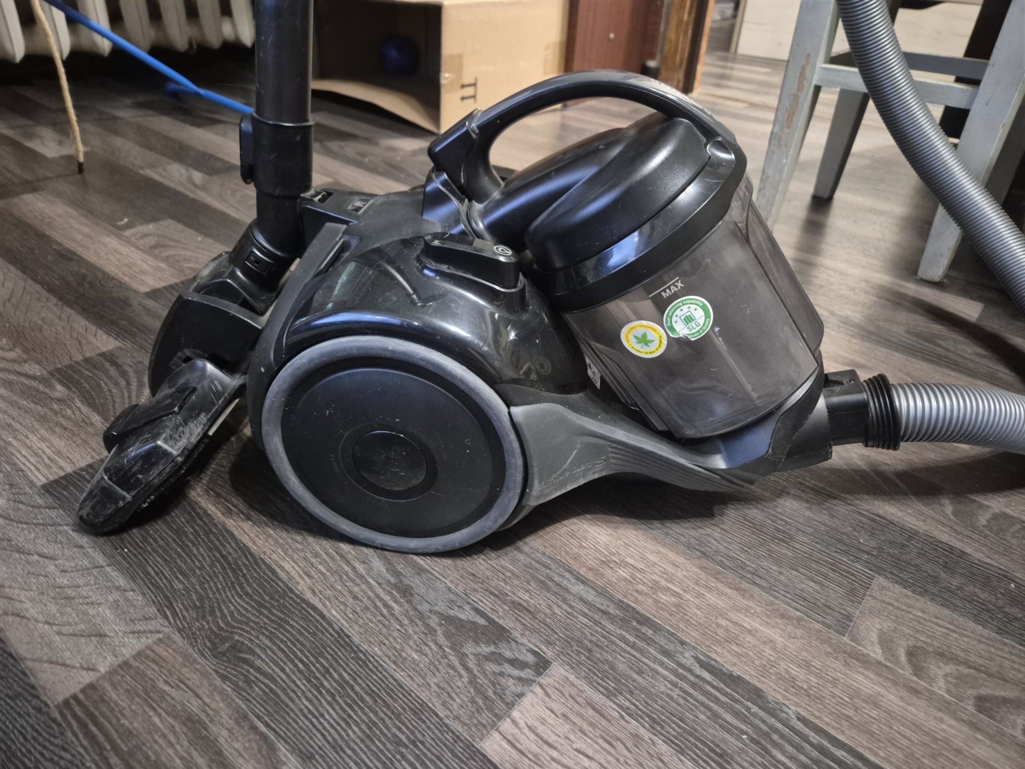Продам пылесос Samsung Cyclone Force 390W