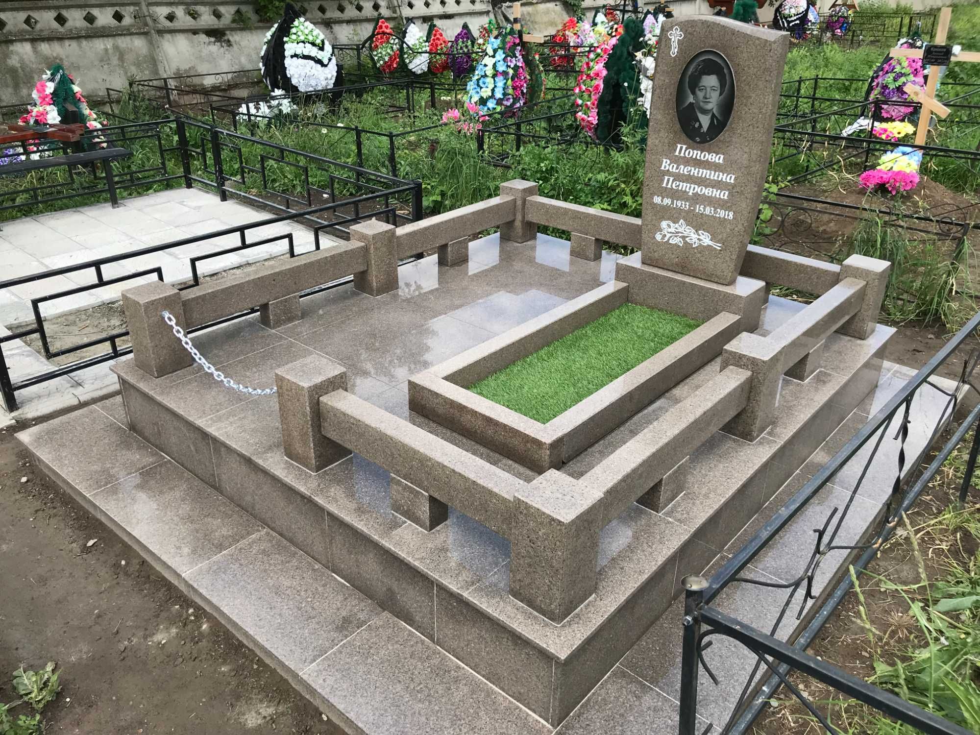 Памятники, Оградки, Благоустройство могил на кладбище.
