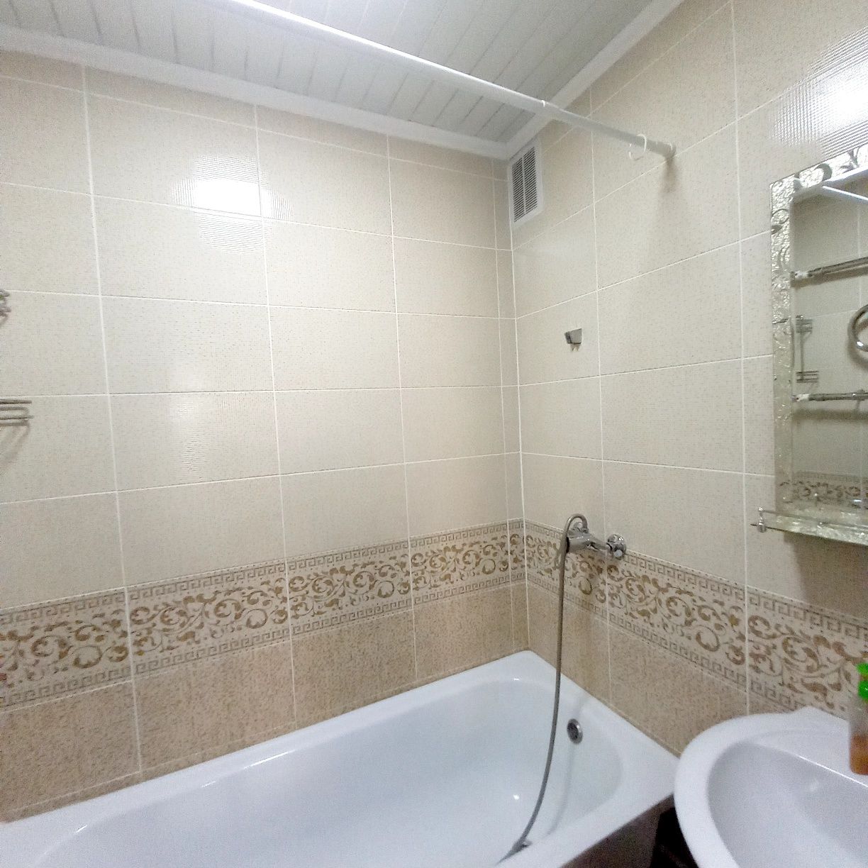 Сдам 1.2х ком.кв. Документы.