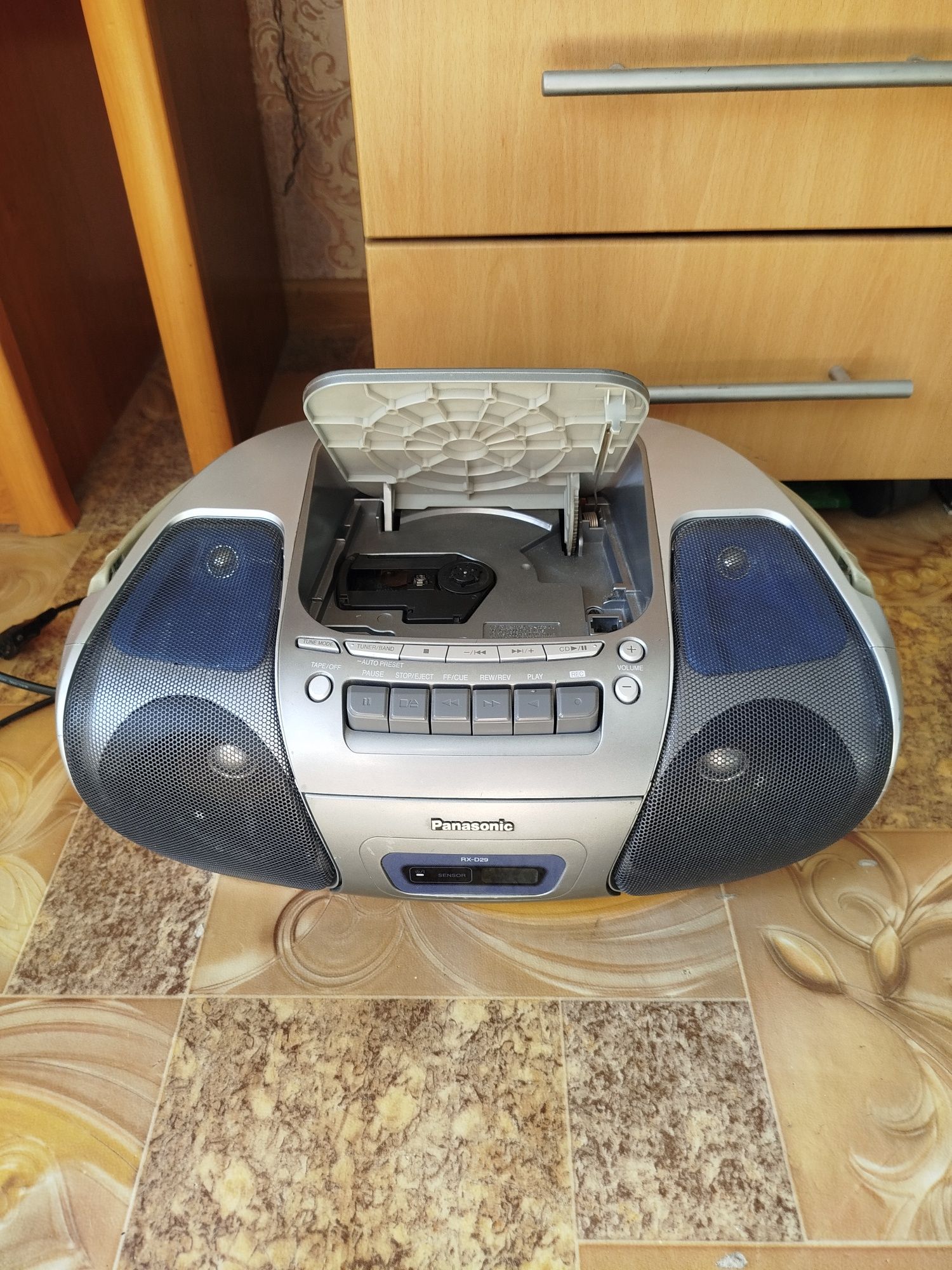 Магнитола Panasonic