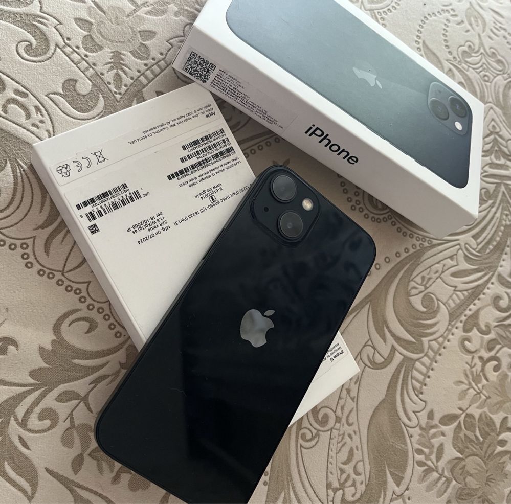 Срочно продам айфон 13