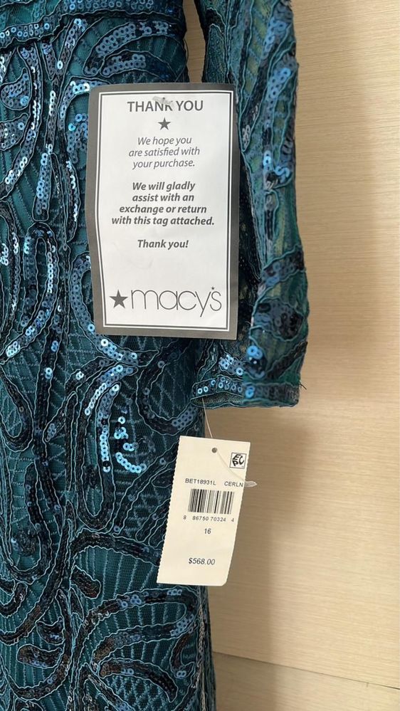 Продаю новое платье TADASHI SHOJI