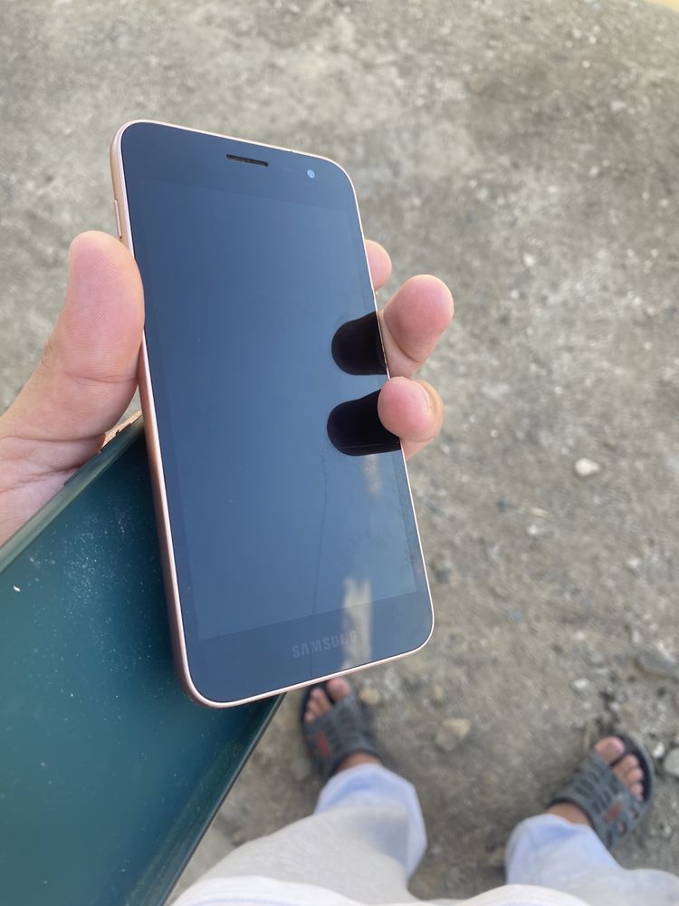 Продам samsung j2 core