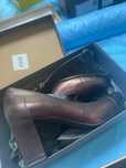 Продам женскую обувь ECCO , SKECHERS . Новая , размер 40-41 .