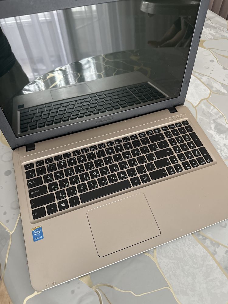 Ноутбук Аsus core i 3