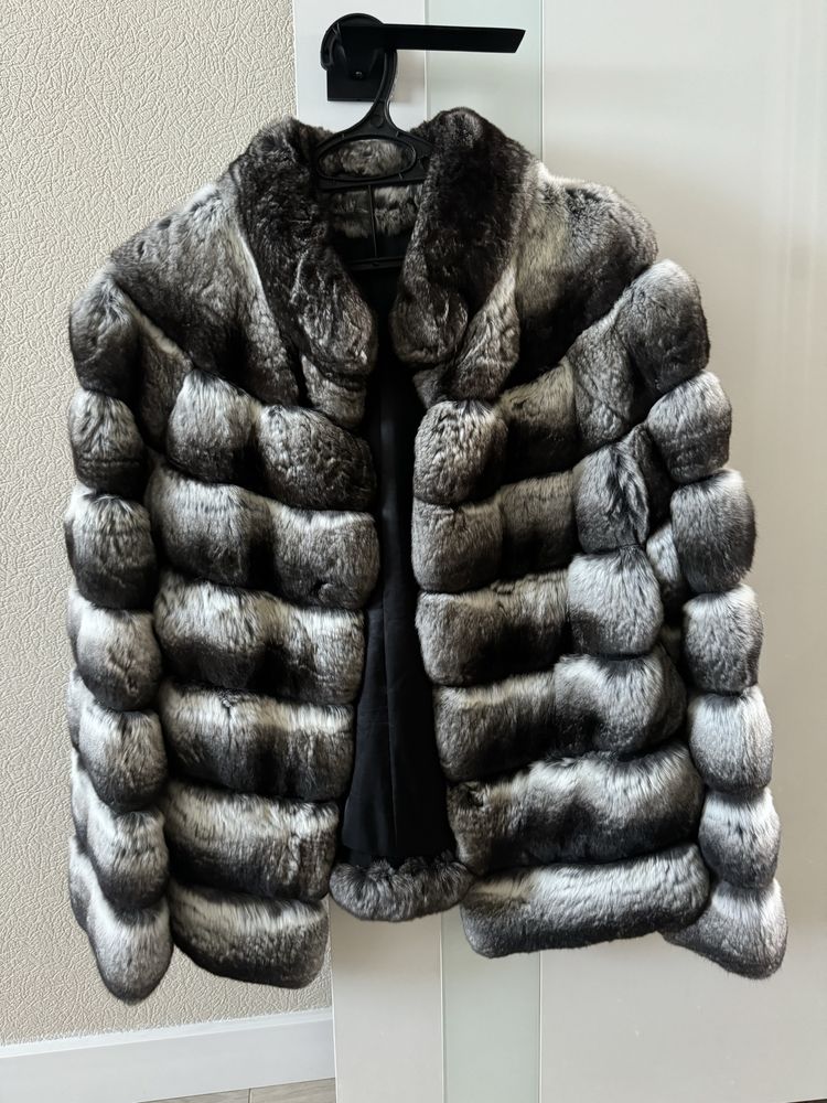 Продам шиншилловую шубу